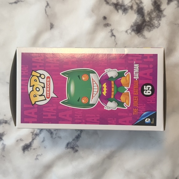 Funko Pop The Joker Batman. Loot Crate exclusive. - Picture 5 of 6